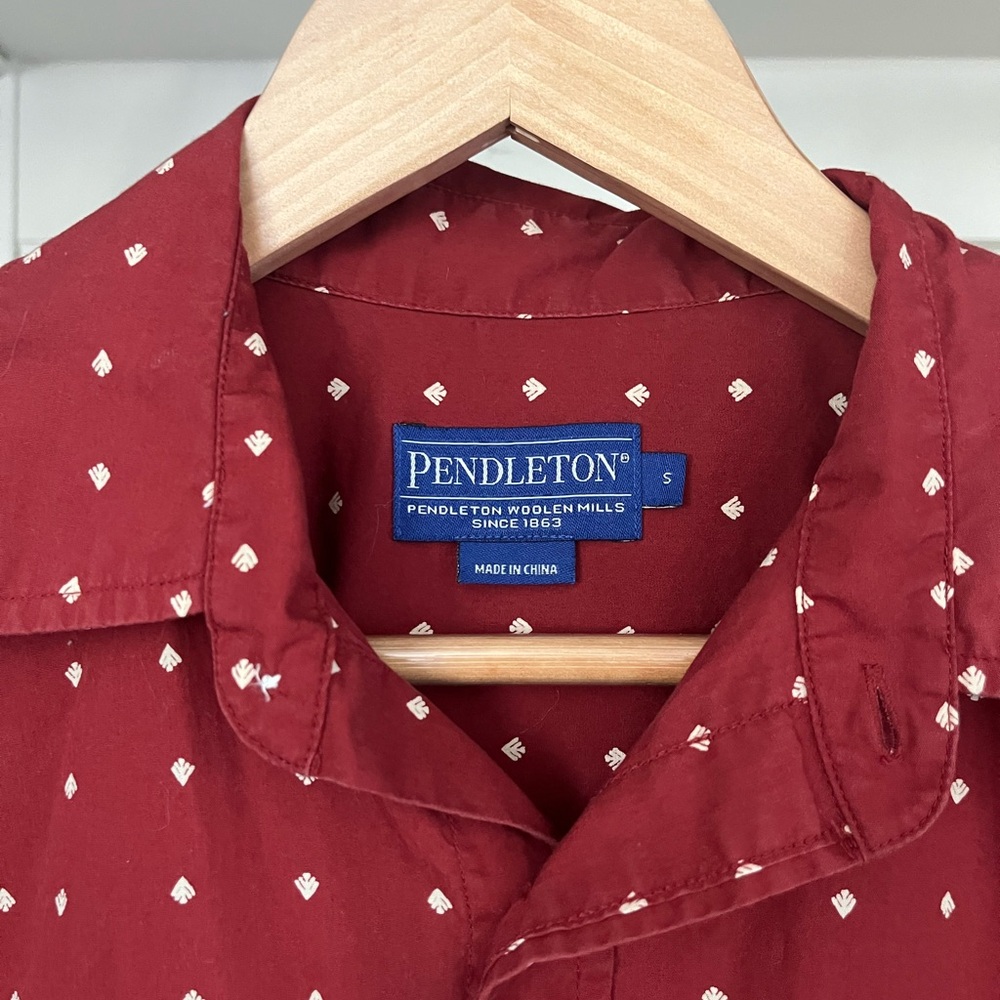 Pendleton Button Up Shirt Size Medium - image 2